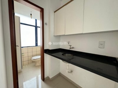 Sala/Conjunto à venda com 59m², 1 vaga no bairro Centro em Florianópolis - Foto 14