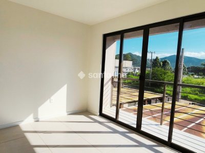 Casa à venda com 118m², 3 quartos, 1 suíte, 2 vagas no bairro Campeche em Florianópolis - Foto 12