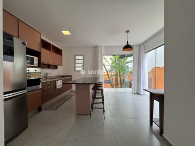 Casa para alugar com 120m², 3 quartos, 1 suíte, 1 vaga no bairro Campeche em Florianópolis - Foto 3