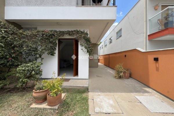 Casa para alugar com 120m², 3 quartos, 1 suíte, 1 vaga no bairro Campeche em Florianópolis