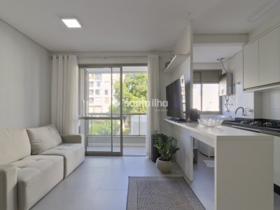 Apartamento à venda com 74m², 3 quartos, 1 suíte, 2 vagas no bairro Carvoeira em Florianópolis - Foto 2