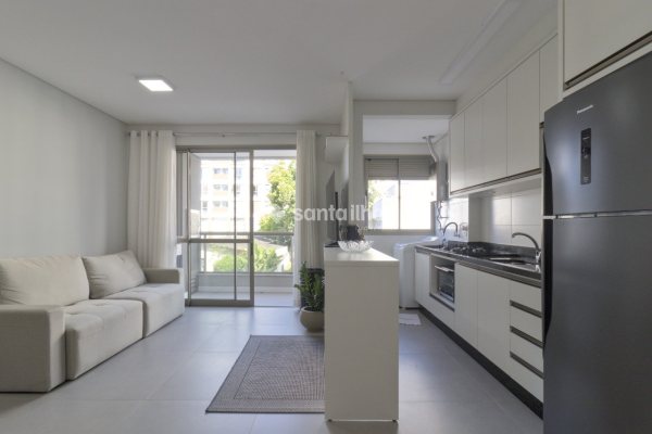 Apartamento à venda com 74m², 3 quartos, 1 suíte, 2 vagas no bairro Carvoeira em Florianópolis