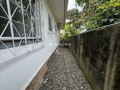Casa à venda com 135m², 4 quartos, 1 suíte, 4 vagas no bairro Morro das Pedras em Florianópolis - Foto 7