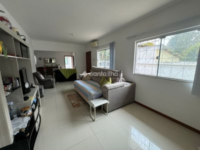 Casa à venda com 135m², 4 quartos, 1 suíte, 4 vagas no bairro Morro das Pedras em Florianópolis - Foto 11