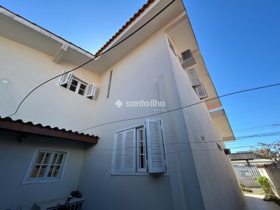 Casa à venda com 300m², 4 quartos, 2 suítes, 2 vagas no bairro Campeche em Florianópolis - Foto 25