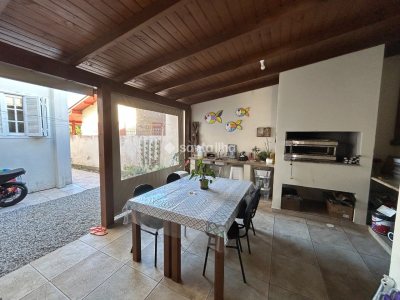 Casa à venda com 300m², 4 quartos, 2 suítes, 2 vagas no bairro Campeche em Florianópolis - Foto 21