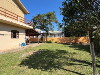 Casa à venda com 100m², 4 quartos, 2 vagas no bairro Pântano do Sul em Florianópolis - Foto 4