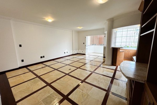 Apartamento à venda com 140m², 3 quartos, 1 suíte, 1 vaga no bairro Agronômica em Florianópolis