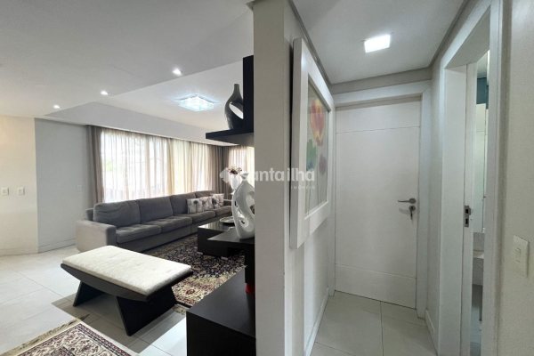 Casa em Condomínio à venda com 312m², 4 quartos, 1 suíte, 2 vagas no bairro Campeche Leste em Florianópolis