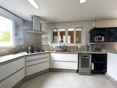 Casa em Condomínio à venda com 312m², 4 quartos, 1 suíte, 2 vagas no bairro Campeche Leste em Florianópolis - Foto 11