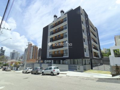 Apartamento à venda com 69m², 2 quartos, 2 suítes, 1 vaga no bairro Centro em Florianópolis - Foto 7