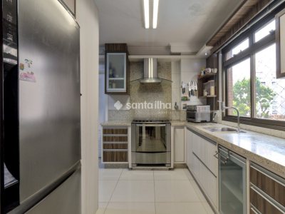 Apartamento à venda com 131m², 3 quartos, 1 suíte, 2 vagas no bairro Centro em Florianópolis - Foto 24