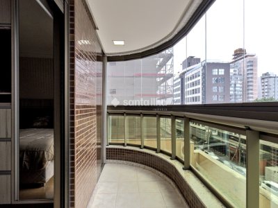 Apartamento à venda com 131m², 3 quartos, 1 suíte, 2 vagas no bairro Centro em Florianópolis - Foto 13