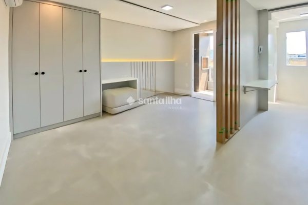 Studio à venda com 36m², 1 quarto, 1 vaga no bairro Campeche em Florianópolis