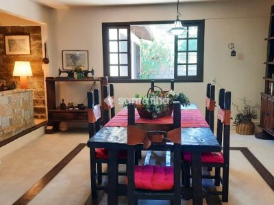 Casa à venda com 280m², 4 quartos, 1 suíte, 5 vagas no bairro Morro das Pedras em Florianópolis - Foto 12