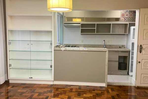 Apartamento à venda com 57m², 2 quartos, 1 vaga no bairro Centro em Florianópolis
