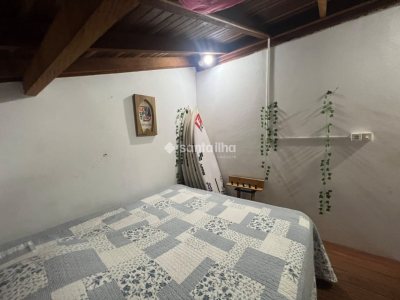 Casa à venda com 175m², 6 quartos, 1 suíte, 5 vagas no bairro Rio Tavares em Florianópolis - Foto 30