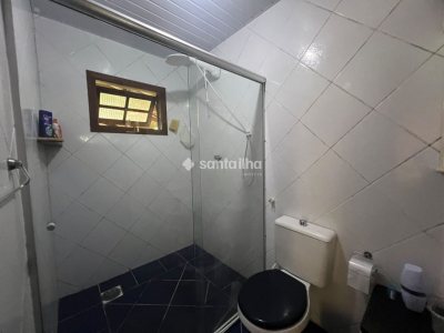 Casa à venda com 175m², 6 quartos, 1 suíte, 5 vagas no bairro Rio Tavares em Florianópolis - Foto 38