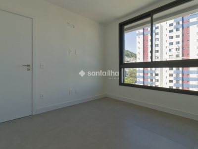 Cobertura à venda com 102m², 3 quartos, 2 suítes, 1 vaga no bairro Centro em Florianópolis - Foto 18