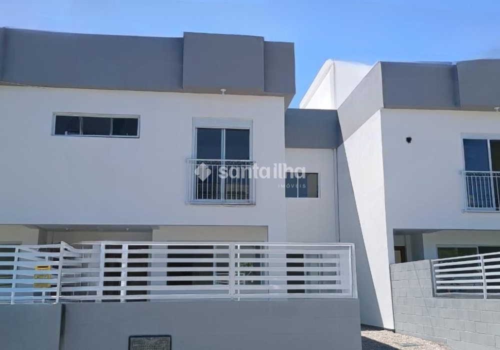 Casa à venda com 157m², 3 quartos, 2 suítes, 2 vagas no bairro Campeche em Florianópolis - Foto 1