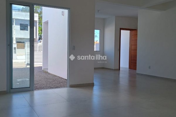 Casa à venda com 157m², 3 quartos, 2 suítes, 2 vagas no bairro Campeche em Florianópolis