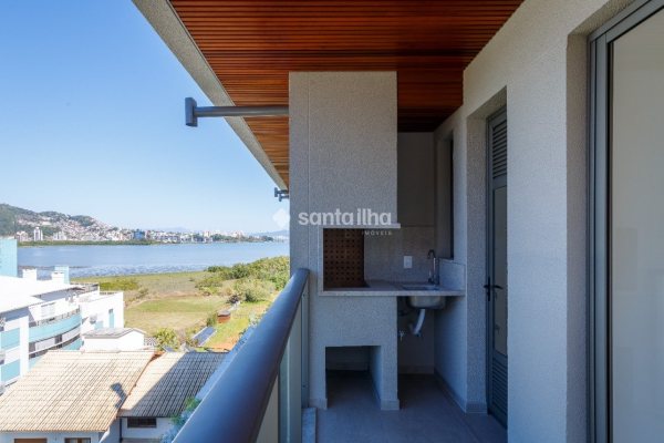 Apartamento à venda com 125m², 3 quartos, 1 suíte, 1 vaga no bairro João Paulo em Florianópolis