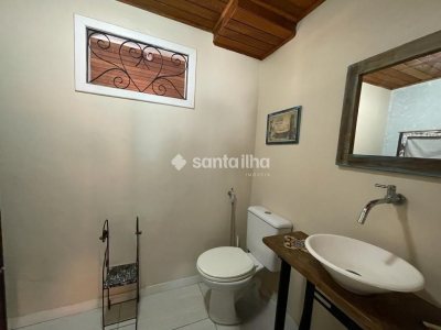 Casa à venda com 200m², 3 quartos, 2 suítes, 6 vagas no bairro Rio Tavares em Florianópolis - Foto 7