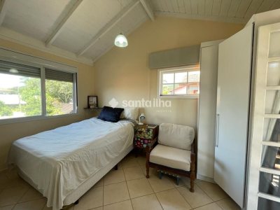 Casa à venda com 200m², 3 quartos, 2 suítes, 6 vagas no bairro Rio Tavares em Florianópolis - Foto 20
