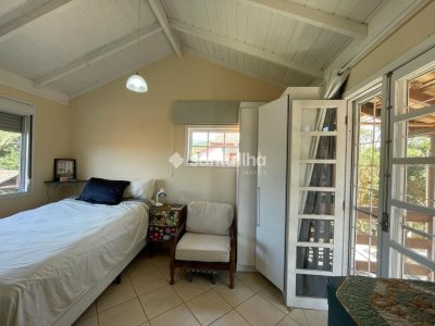 Casa à venda com 200m², 3 quartos, 2 suítes, 6 vagas no bairro Rio Tavares em Florianópolis - Foto 24