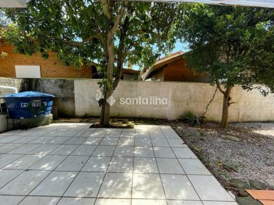 Casa à venda com 200m², 3 quartos, 2 suítes, 6 vagas no bairro Rio Tavares em Florianópolis - Foto 34