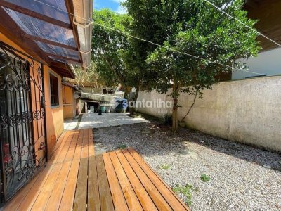 Casa à venda com 200m², 3 quartos, 2 suítes, 6 vagas no bairro Rio Tavares em Florianópolis - Foto 36