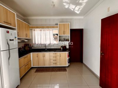 Casa à venda com 278m², 3 quartos, 1 suíte, 2 vagas no bairro Campeche Central em Florianópolis - Foto 12