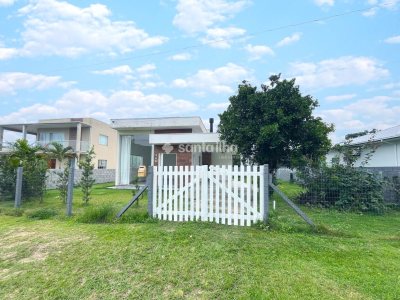 Casa para alugar com 126m², 2 quartos, 1 suíte, 2 vagas no bairro Campeche em Florianópolis - Foto 20