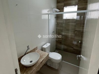Casa para alugar com 126m², 2 quartos, 1 suíte, 2 vagas no bairro Campeche em Florianópolis - Foto 7