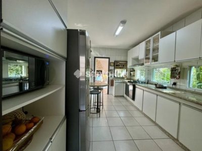 Casa à venda com 211m², 3 quartos, 3 suítes, 2 vagas no bairro Morro das Pedras em Florianópolis - Foto 13