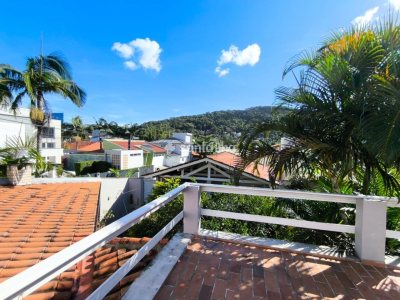 Casa à venda com 211m², 3 quartos, 3 suítes, 2 vagas no bairro Morro das Pedras em Florianópolis - Foto 24