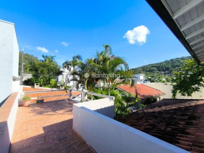 Casa à venda com 211m², 3 quartos, 3 suítes, 2 vagas no bairro Morro das Pedras em Florianópolis - Foto 26