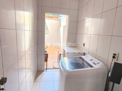 Casa à venda com 211m², 3 quartos, 3 suítes, 2 vagas no bairro Morro das Pedras em Florianópolis - Foto 17