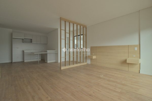 Studio à venda com 46m², 1 quarto, 1 vaga no bairro Saco Grande em Florianópolis