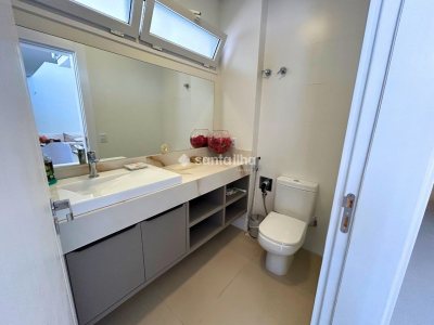 Casa em Condomínio para alugar ou comprar com 417m², 5 quartos, 4 suítes, 2 vagas no bairro Rio Tavares em Florianópolis - Foto 13