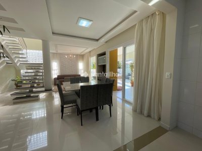 Casa para alugar ou comprar com 358m², 4 quartos, 4 suítes, 3 vagas no bairro Rio Tavares em Florianopolis - Foto 15