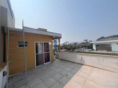 Casa à venda com 255m², 8 quartos, 1 suíte, 3 vagas no bairro Lagoa da Conceição em Florianópolis - Foto 3