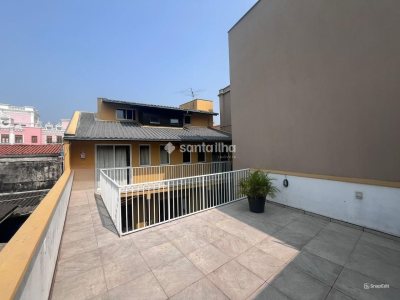 Casa à venda com 255m², 8 quartos, 1 suíte, 3 vagas no bairro Lagoa da Conceição em Florianópolis - Foto 5