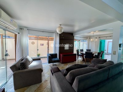 Casa à venda com 262m², 4 quartos, 2 vagas no bairro Campeche em Florianópolis - Foto 8