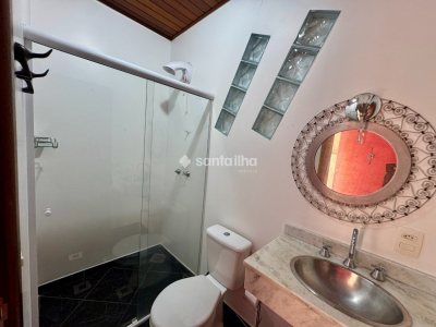 Casa à venda com 262m², 4 quartos, 2 vagas no bairro Campeche em Florianópolis - Foto 25