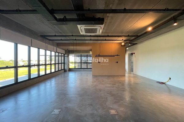Sala/Conjunto para alugar com 136m², 1 vaga no bairro Campeche em Florianópolis