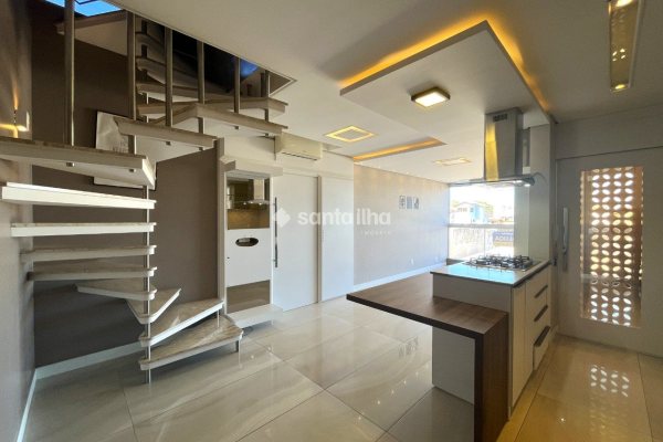 Apartamento para alugar com 114m², 3 quartos, 1 suíte, 2 vagas no bairro Campeche em Florianopolis