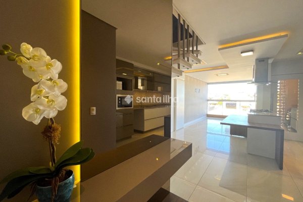 Apartamento para alugar com 114m², 3 quartos, 1 suíte, 2 vagas no bairro Campeche em Florianopolis