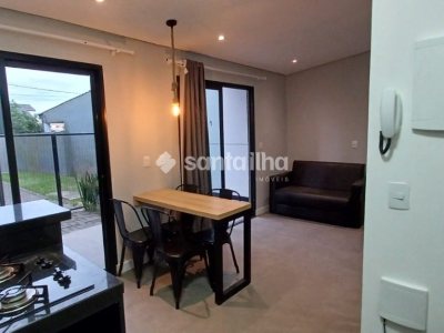 Casa à venda com 564m², 6 quartos, 1 suíte, 5 vagas no bairro Campeche em Florianópolis - Foto 17