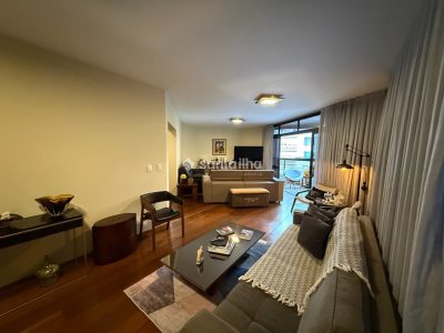 Apartamento à venda com 237m², 4 quartos, 2 suítes, 2 vagas no bairro Centro em Florianópolis - Foto 4